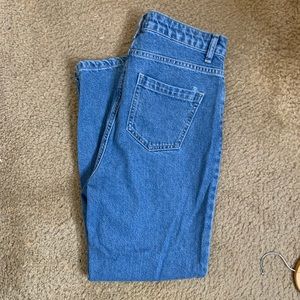 🧧Boohoo petite mom jeans